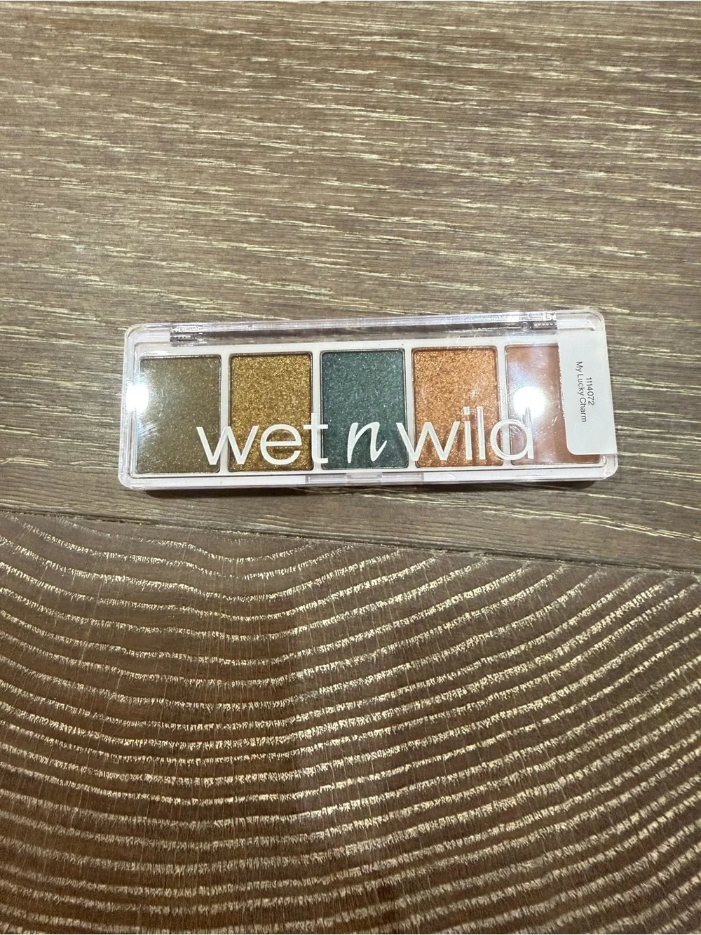 NWT Coloricon Wet n Wild my lucky charm Shimmer Eyeshadow Palette